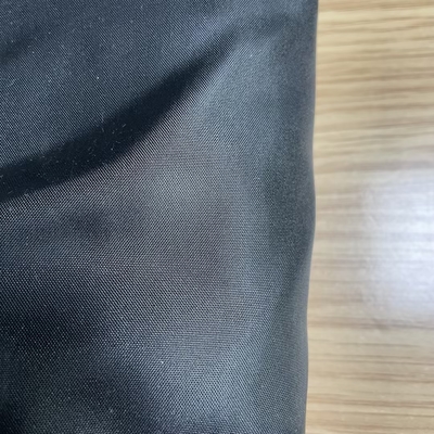 100%폴리에스터 50D*50D 55GSM 가루 직물 190T TAFFETA 품질